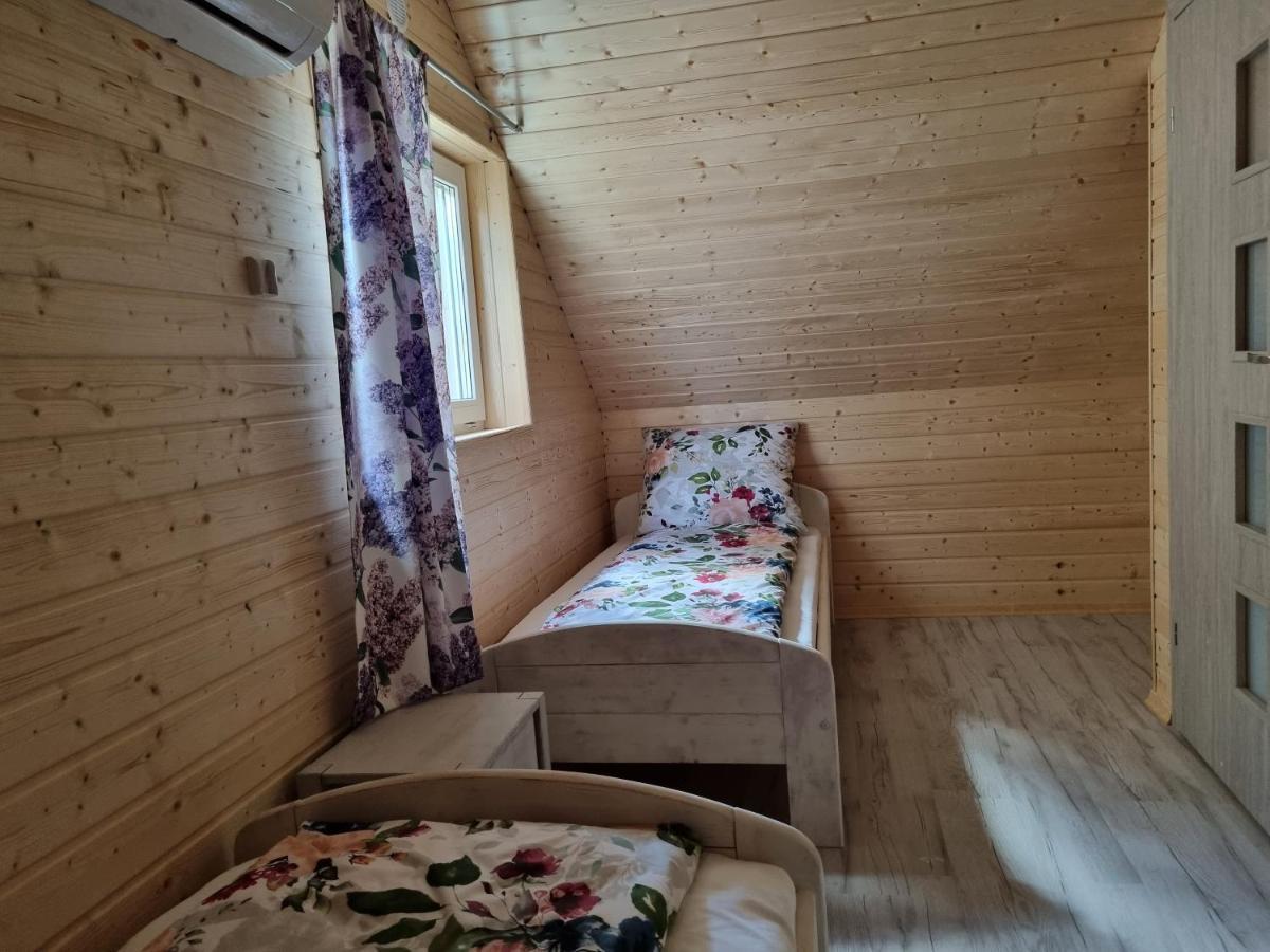 Kwiatowe Domki Rogowo  Kültér fotó